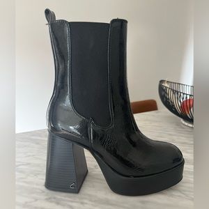 Circus (Sam Edelman) Stace Boots - brand new